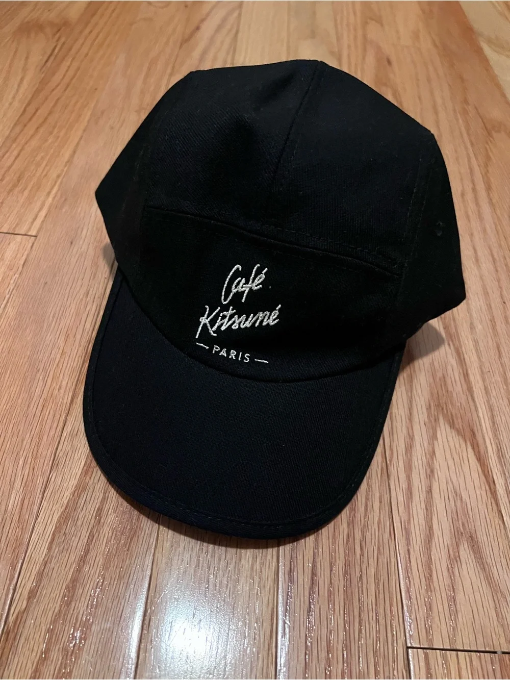 MAISON KITSUNE Black Café Kitsuné Paris Embroidered Cap